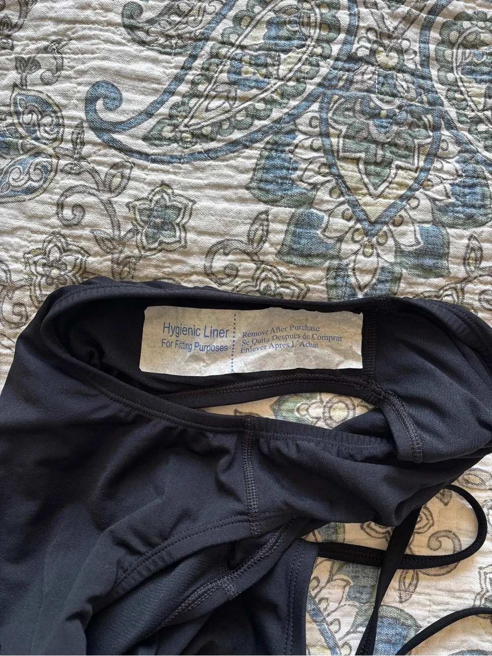 Nike Black Hydrastrong Cutout One-Piece Swimsuit size 30 (small)